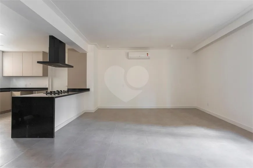 Foto 1 de Apartamento com 2 Quartos à venda, 209m² em Jardim Paulista, São Paulo