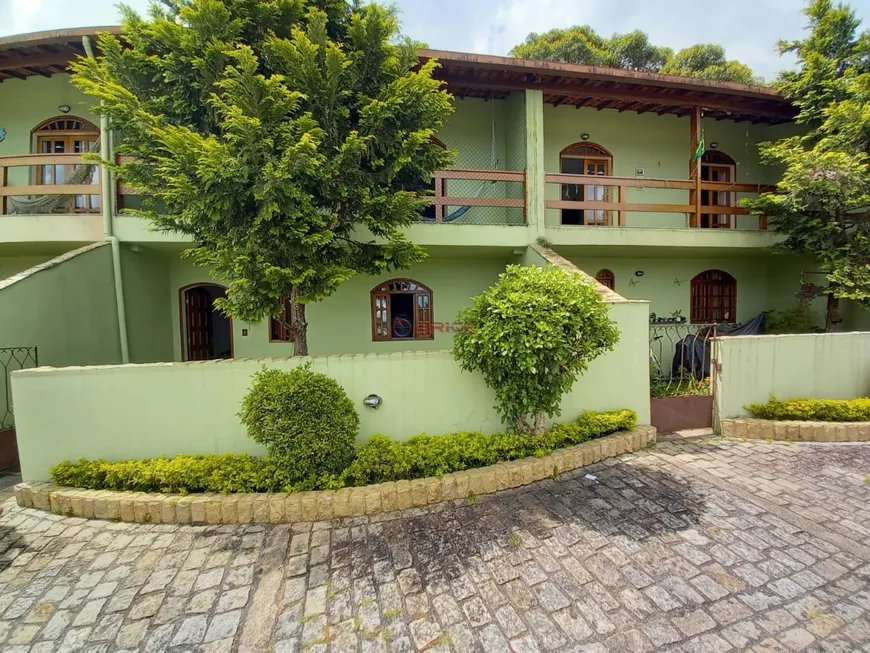 Foto 1 de Casa de Condomínio com 3 Quartos à venda, 150m² em Jardim Europa, Teresópolis