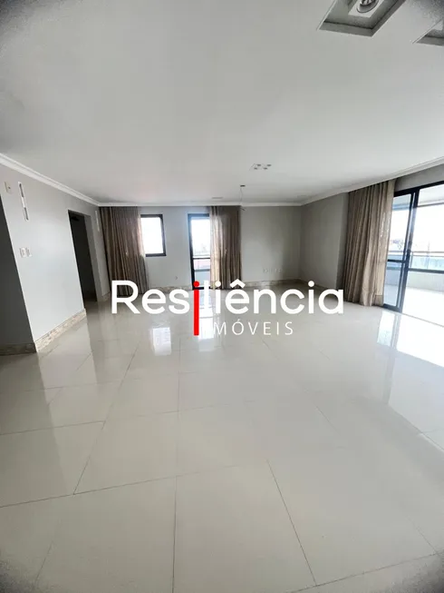 Foto 1 de Apartamento com 4 Quartos à venda, 250m² em Umarizal, Belém