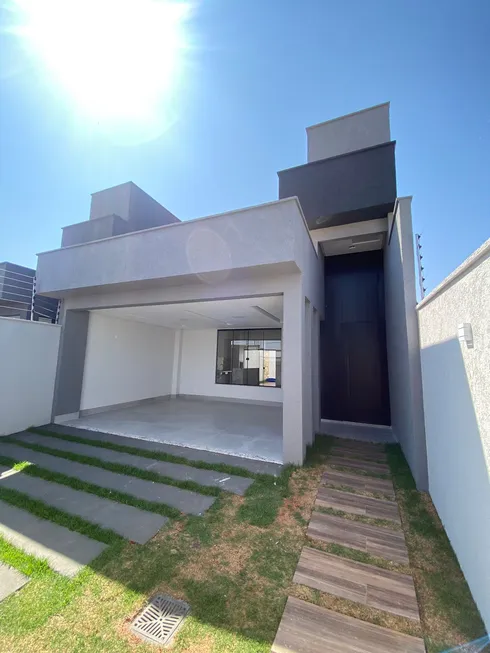 Foto 1 de Casa com 3 Quartos à venda, 144m² em Setor Faiçalville, Goiânia