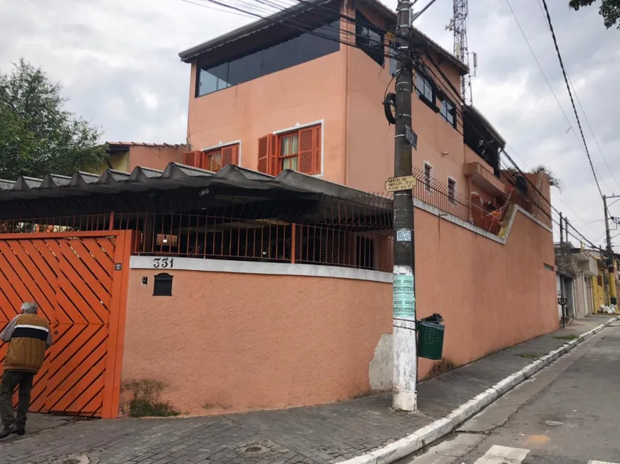 Foto 1 de Casa com 3 Quartos à venda, 180m² em Parque Maria Helena, São Paulo