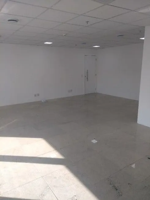 Foto 1 de Sala Comercial para alugar, 49m² em Alphaville Industrial, Barueri