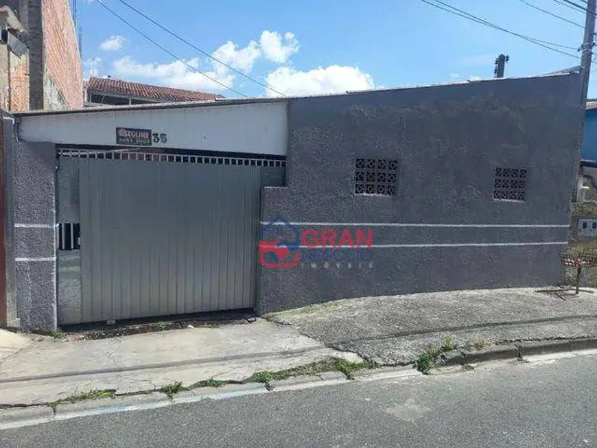 Foto 1 de Casa com 2 Quartos à venda, 180m² em Cajuru, Curitiba