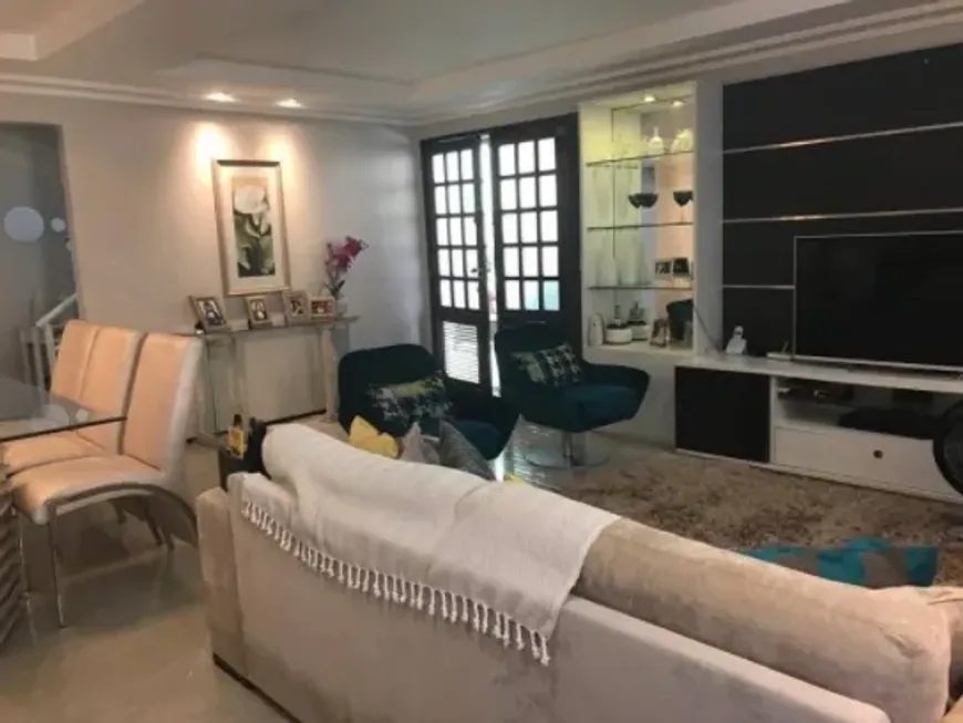 Foto 1 de Casa com 4 Quartos à venda, 159m² em Cidade Dutra, São Paulo