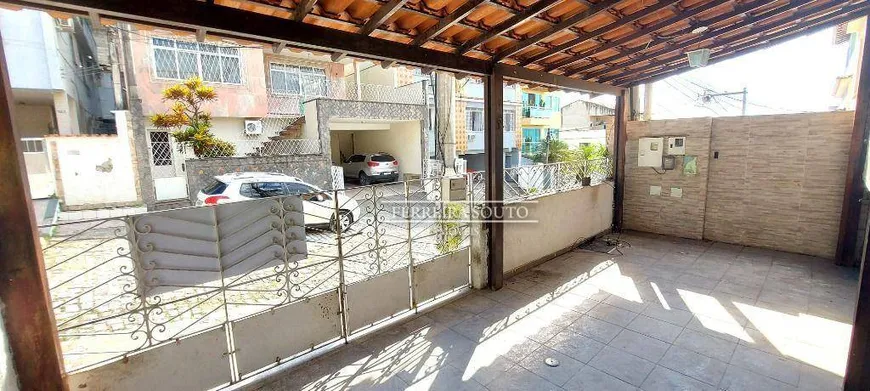 Foto 1 de Casa com 2 Quartos à venda, 120m² em Patronato, São Gonçalo