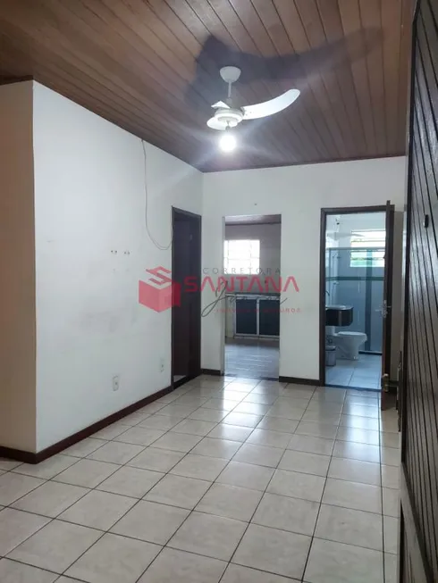 Foto 1 de Casa com 2 Quartos para alugar, 90m² em Centro, Lauro de Freitas