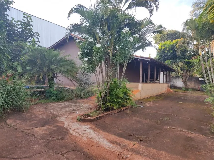Foto 1 de Casa com 3 Quartos à venda, 240m² em Jardim Petrópolis, Goiânia