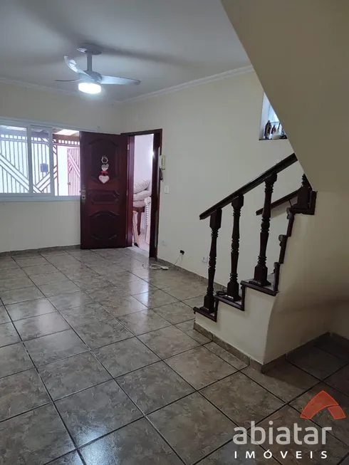 Foto 1 de Casa com 4 Quartos à venda, 100m² em Vila das Oliveiras, Taboão da Serra