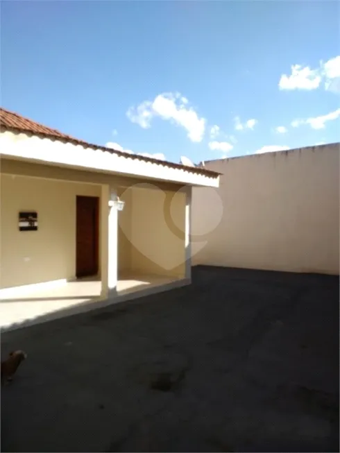 Foto 1 de Casa com 3 Quartos à venda, 250m² em Horto Florestal, São Paulo