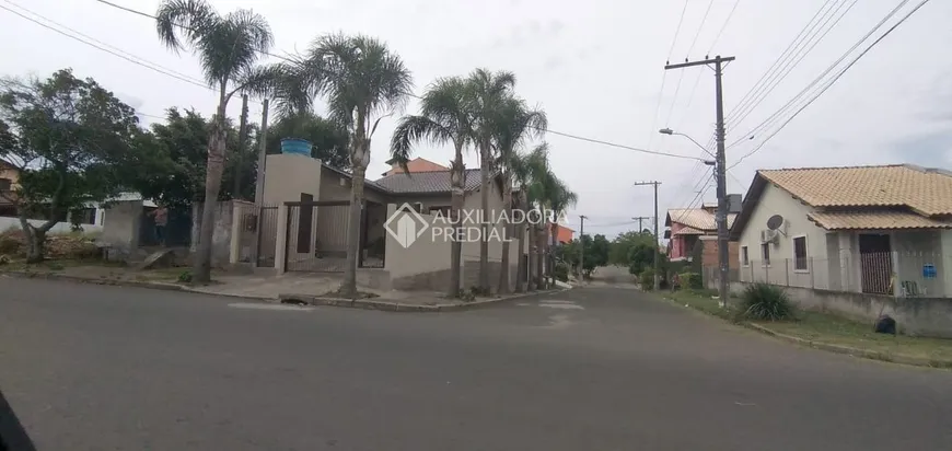 Foto 1 de Casa com 3 Quartos à venda, 70m² em Rubem Berta, Porto Alegre