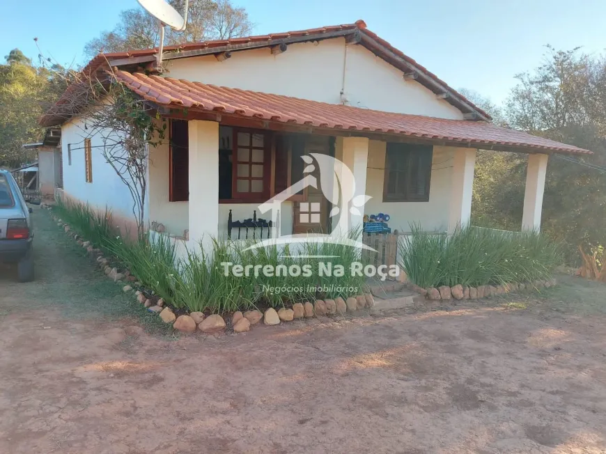 Foto 1 de Fazenda/Sítio com 3 Quartos à venda, 19000m² em Zona Rural, Entre Rios de Minas