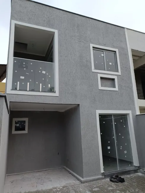 Foto 1 de Casa com 2 Quartos à venda, 69m² em Centro, Nilópolis