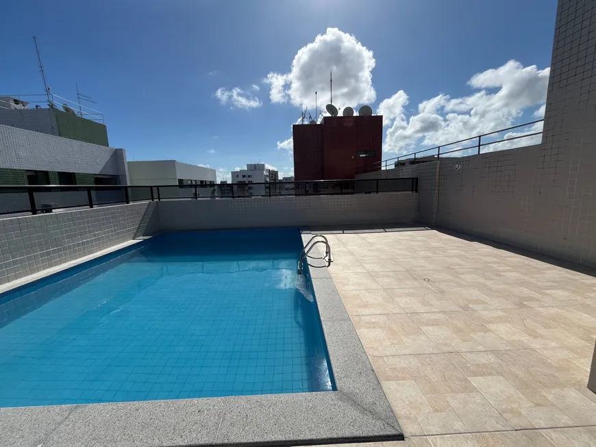 Foto 1 de Apartamento com 3 Quartos à venda, 77m² em Ponta Verde, Maceió