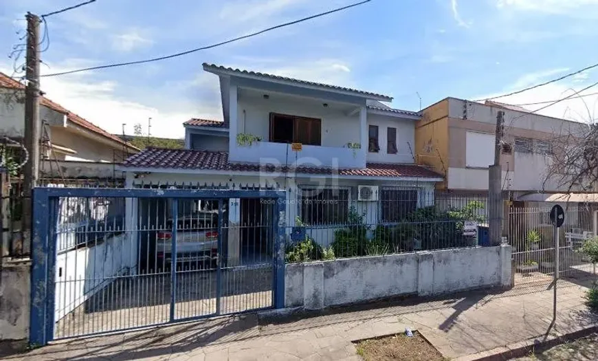 Foto 1 de Casa com 4 Quartos à venda, 269m² em Partenon, Porto Alegre