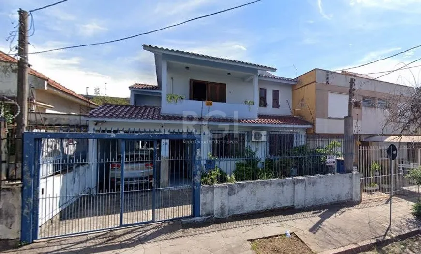 Foto 1 de Casa com 4 Quartos à venda, 271m² em Partenon, Porto Alegre