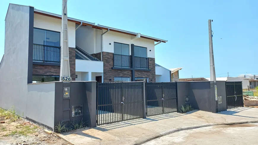 Foto 1 de Casa com 2 Quartos à venda, 68m² em Volta Redonda, Araquari