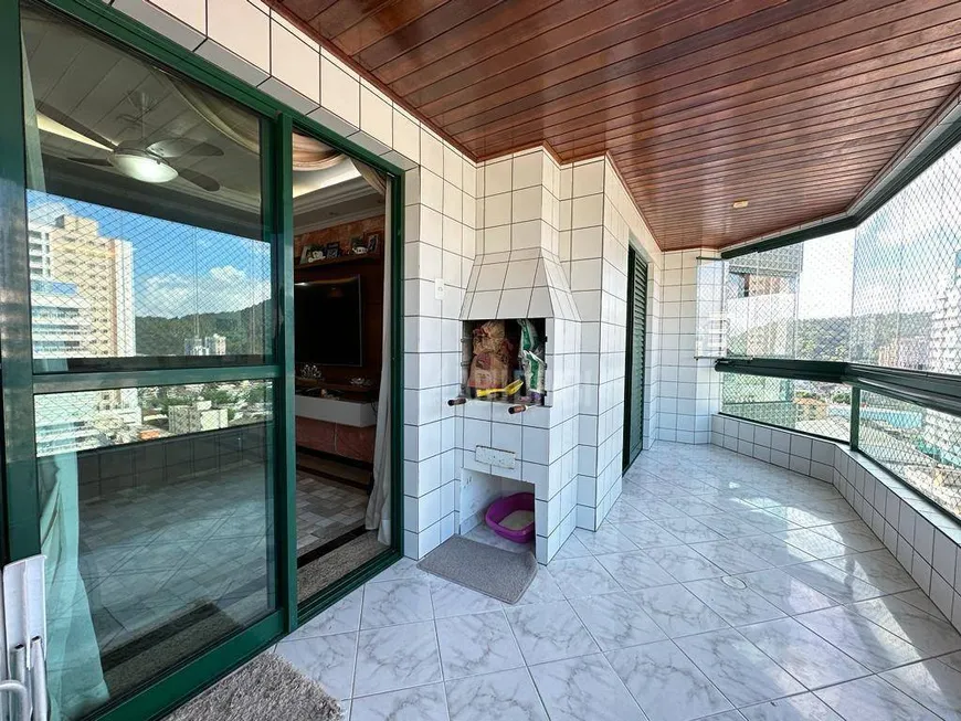 Foto 1 de Apartamento com 3 Quartos à venda, 132m² em Canto do Forte, Praia Grande