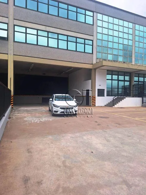 Foto 1 de Galpão/Depósito/Armazém para alugar, 1500m² em Tamboré, Barueri