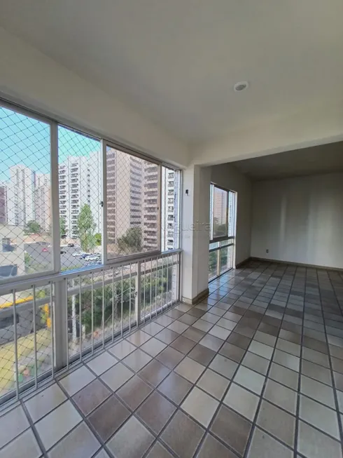 Foto 1 de Apartamento com 3 Quartos à venda, 128m² em Jaqueira, Recife