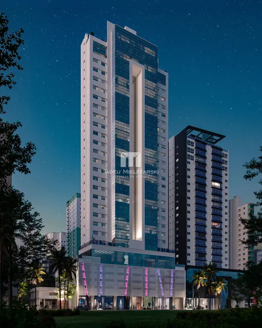 Foto 1 de Apartamento com 4 Quartos à venda, 173m² em Centro, Balneário Camboriú