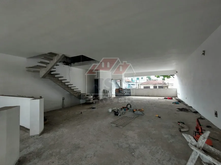 Foto 1 de Sobrado com 4 Quartos à venda, 310m² em Nova Gerti, São Caetano do Sul