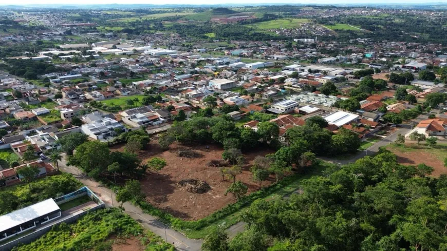 Foto 1 de Lote/Terreno com 1 Quarto à venda, 4352m² em Jardim Petrópolis, Goiânia