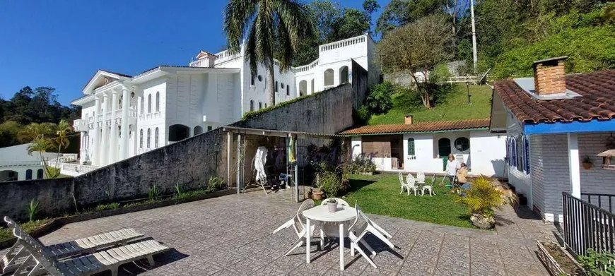 Foto 1 de Casa de Condomínio com 3 Quartos à venda, 200m² em Caraguata, Mairiporã