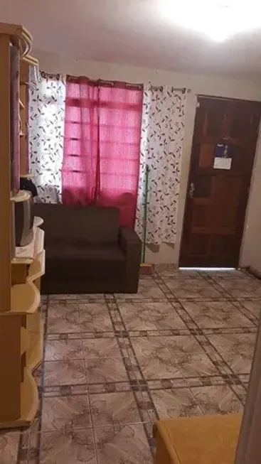 Foto 1 de Apartamento com 2 Quartos à venda, 40m² em Jardim Gioia, Itapevi