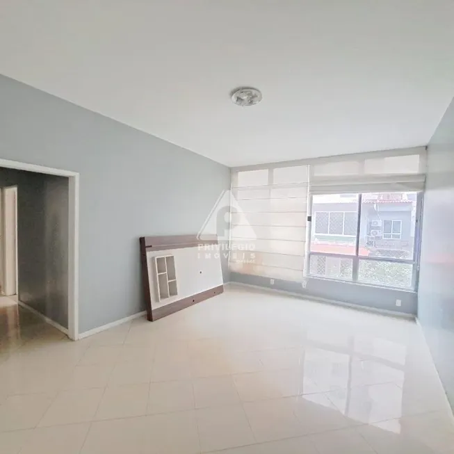 Foto 1 de Apartamento com 3 Quartos à venda, 81m² em Copacabana, Rio de Janeiro