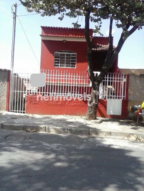 Foto 1 de Casa com 3 Quartos à venda, 133m² em Nova Vista, Belo Horizonte