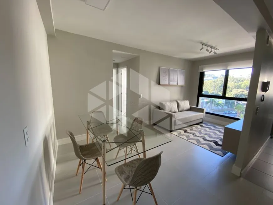 Foto 1 de Apartamento com 2 Quartos para alugar, 56m² em Jardim do Salso, Porto Alegre