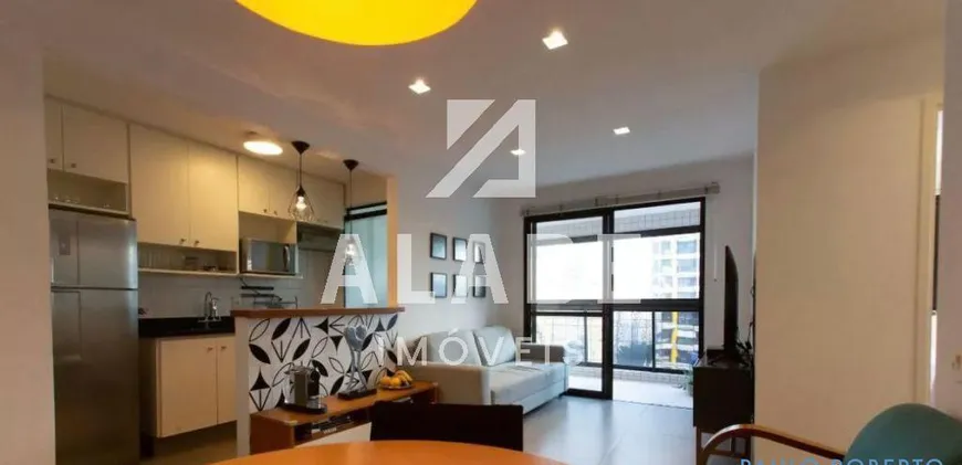Foto 1 de Apartamento com 2 Quartos à venda, 60m² em Vila Olímpia, São Paulo