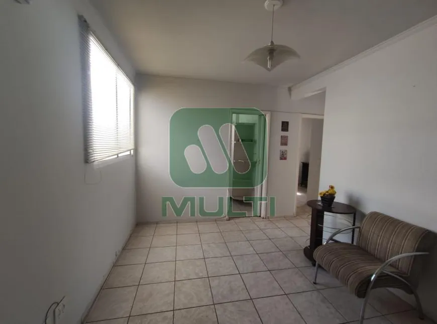Foto 1 de Apartamento com 2 Quartos à venda, 46m² em Brasil, Uberlândia