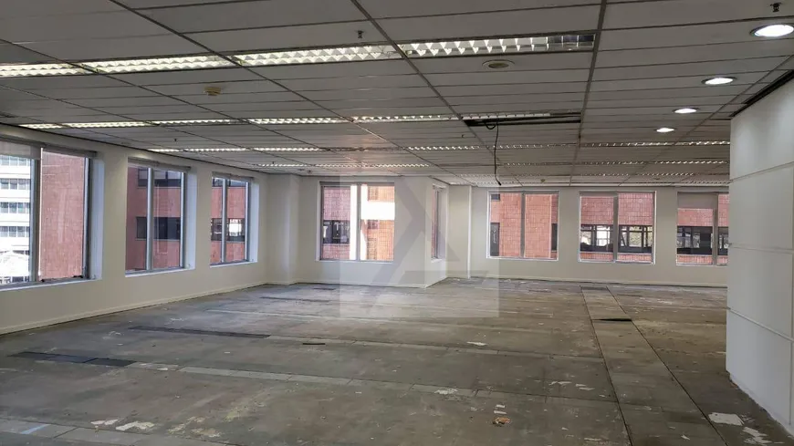 Foto 1 de Sala Comercial para alugar, 935m² em Chácara Santo Antônio, São Paulo