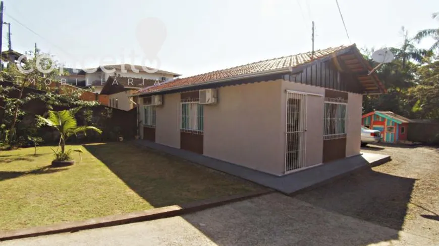 Foto 1 de Casa com 3 Quartos à venda, 75m² em Água Verde, Blumenau