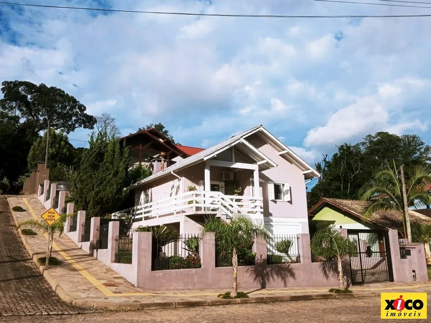 Foto 1 de Sobrado com 4 Quartos à venda, 360m² em Logradouro, Nova Petrópolis