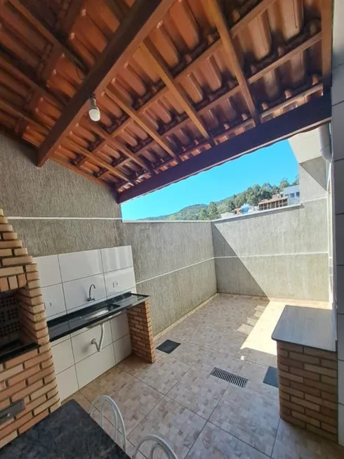 Foto 1 de Sobrado com 3 Quartos à venda, 102m² em Laranjeiras, Caieiras