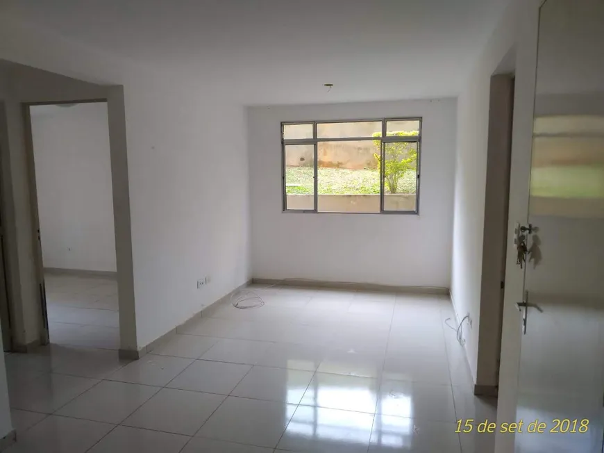 Foto 1 de Apartamento com 2 Quartos à venda, 60m² em Jardim Caiapia, Cotia