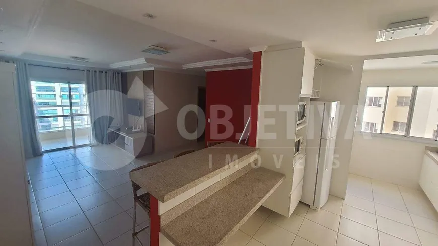 Foto 1 de Apartamento com 3 Quartos para alugar, 97m² em Santa Mônica, Uberlândia
