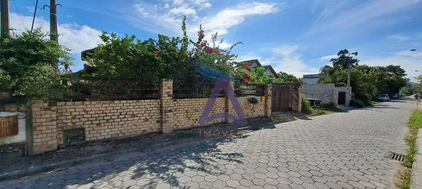 Foto 1 de Casa com 3 Quartos à venda, 200m² em Morro das Pedras, Florianópolis