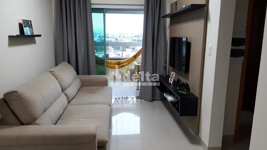 Foto 1 de Apartamento com 2 Quartos à venda, 75m² em Santa Mônica, Uberlândia