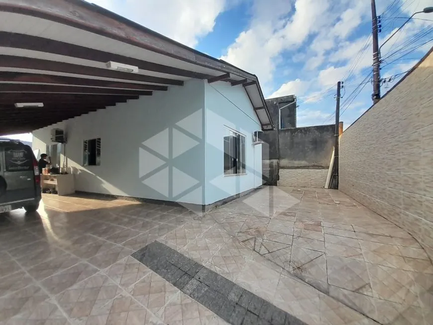 Foto 1 de Casa com 1 Quarto para alugar, 150m² em Forquilhas, São José