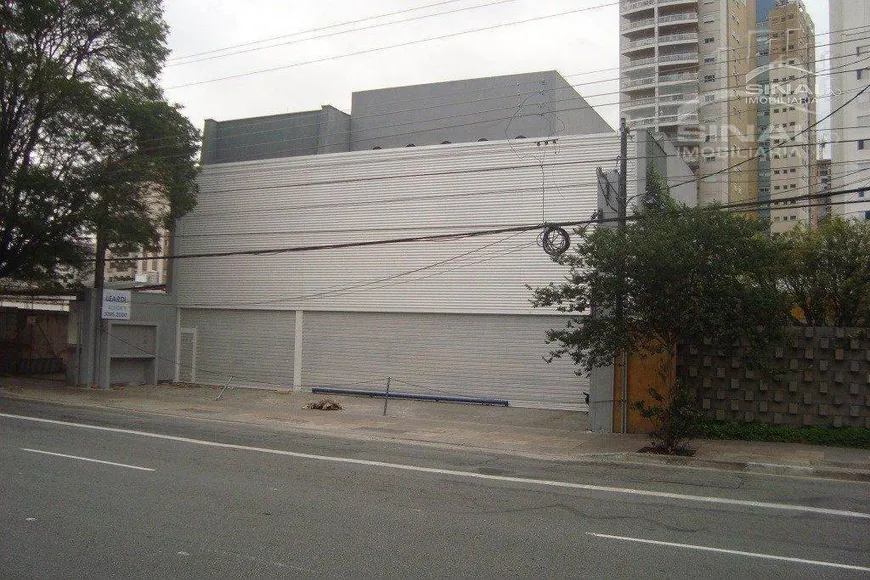 Foto 1 de Galpão/Depósito/Armazém à venda, 405m² em Pinheiros, São Paulo