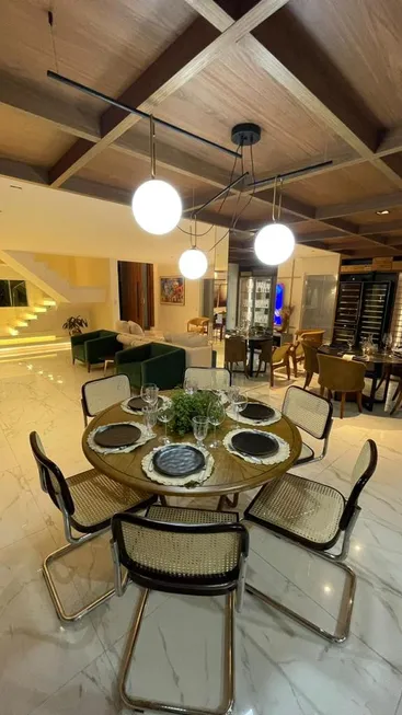 Foto 1 de Casa de Condomínio com 4 Quartos à venda, 380m² em Olho d'Água, São Luís