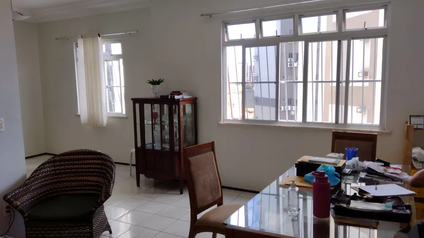 Foto 1 de Apartamento com 4 Quartos à venda, 117m² em Fátima, Fortaleza