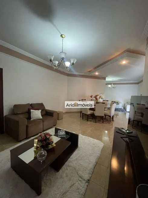 Foto 1 de Casa com 3 Quartos para venda ou aluguel, 340m² em Jardim Vivendas, São José do Rio Preto