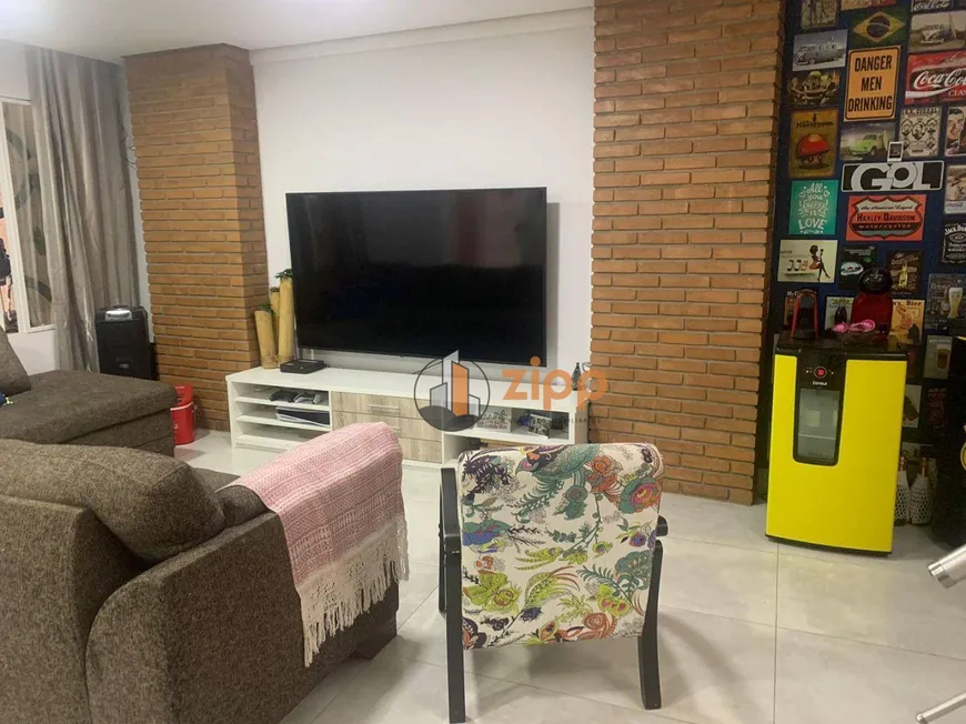 Foto 1 de Sobrado com 3 Quartos à venda, 150m² em Vila Ester, São Paulo