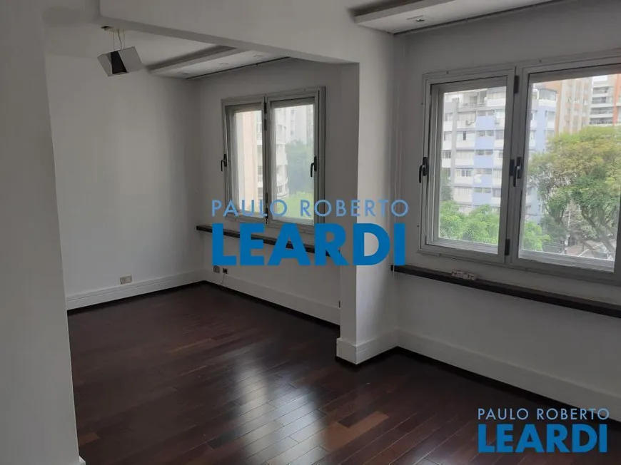 Foto 1 de Apartamento com 3 Quartos à venda, 105m² em Jardim América, São Paulo