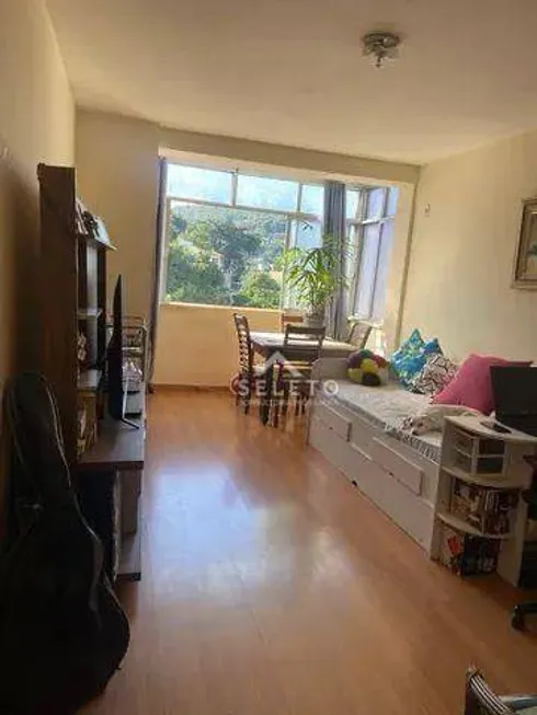 Foto 1 de Apartamento com 1 Quarto à venda, 43m² em Centro, Niterói