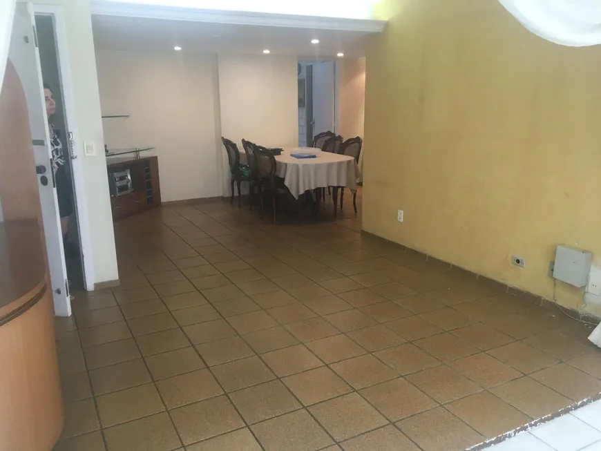 Foto 1 de Apartamento com 3 Quartos à venda, 117m² em Tamarineira, Recife